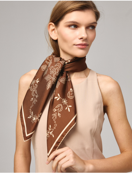 Картинка Хустка темно-коричнева з бежевим